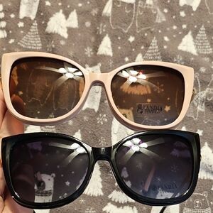 NIB Women's Convertible Sunglasses Set - Pink and Black
